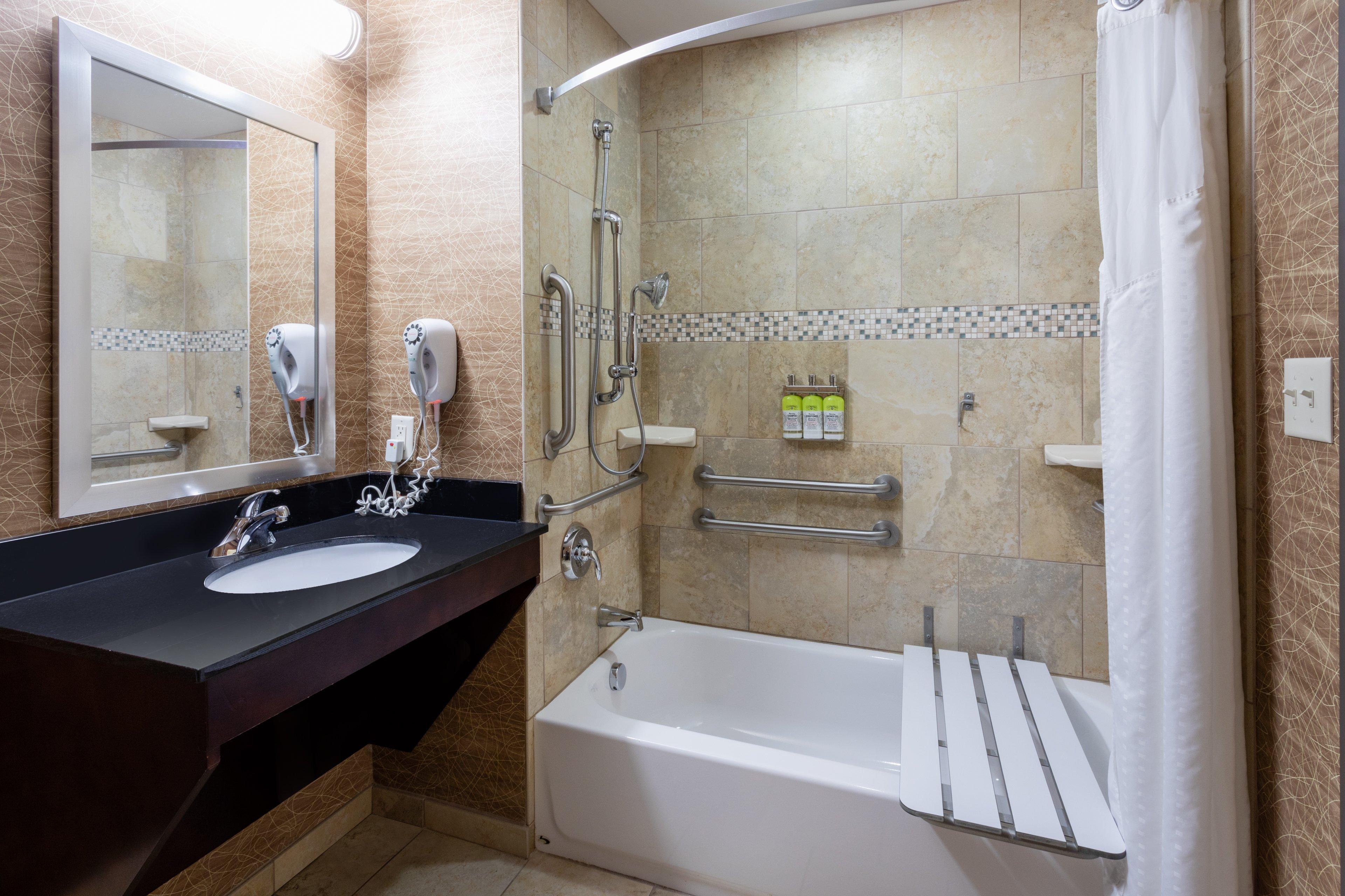 Holiday Inn Express And Suites Rochester West-Medical Center By Ihg Zewnętrze zdjęcie