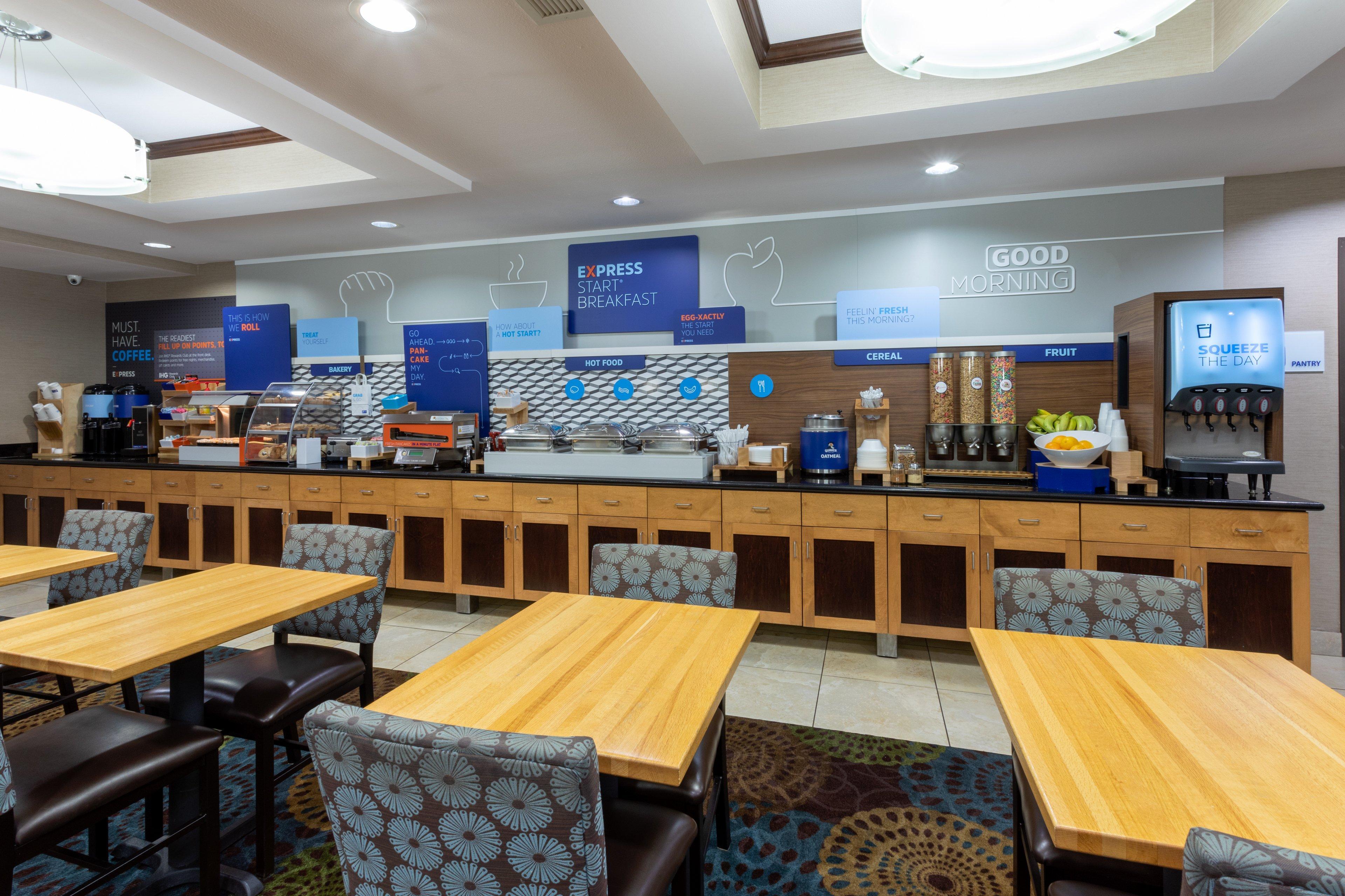 Holiday Inn Express And Suites Rochester West-Medical Center By Ihg Zewnętrze zdjęcie